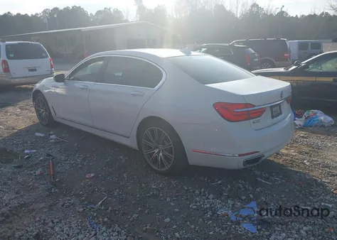 2019 BMW 740I из США, поврежденный, VIN WBA7E2C55KB216501